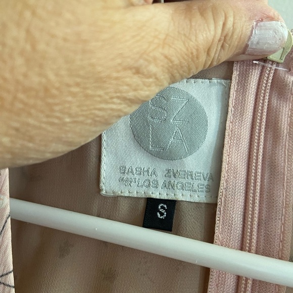 Szla small pink floral dress $50 - Picture 3 of 4